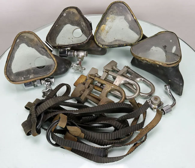 Jack Browne masker
